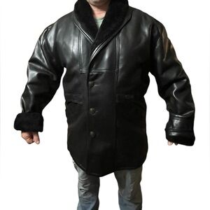 ALTA MODA (Made in Italy) brand faux leather jacket. Gently worn. Size XL.